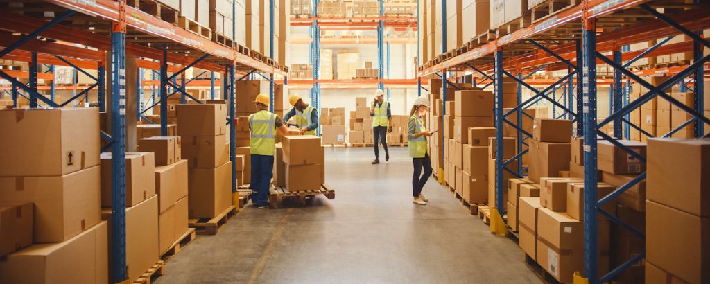 What are the benefits of real-time order processing in ecommerce fulfillment?